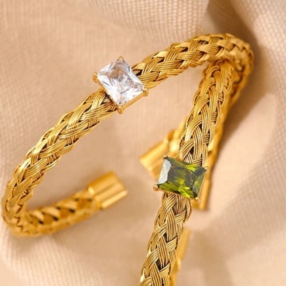 New Unique 18K Gold Woven Zircon Cuff Bracelet - Picture 3 of 13
